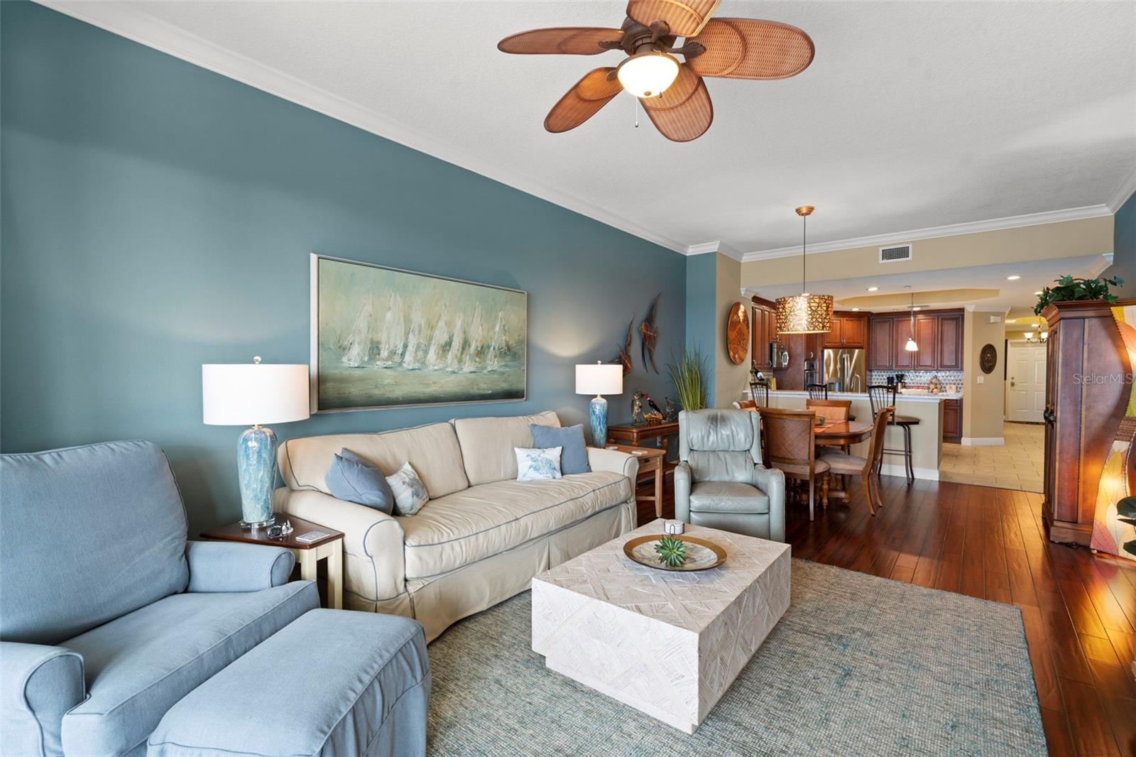 Living / Dining layout
