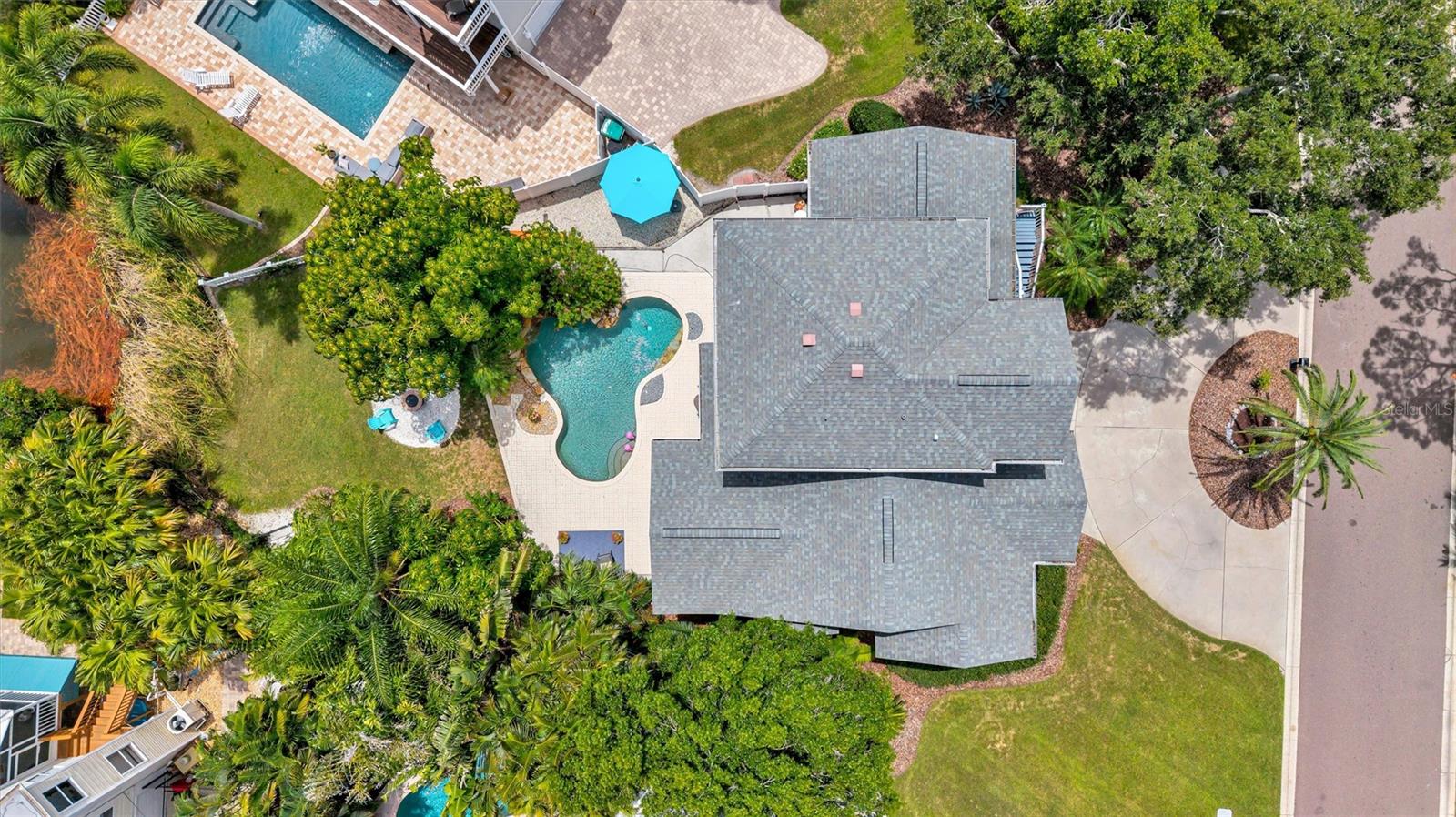 New roof and sparkling pool!