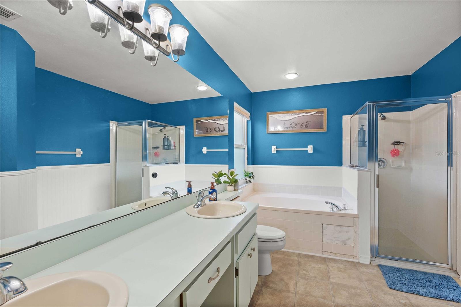 Owners Bathroom