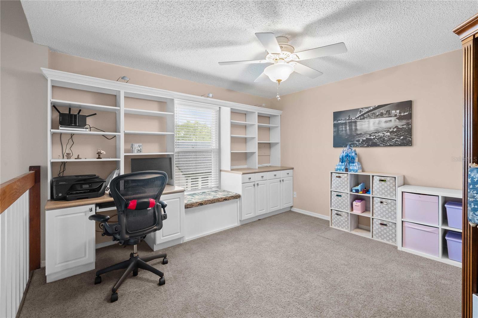 Upstairs Loft with Built in  and closet