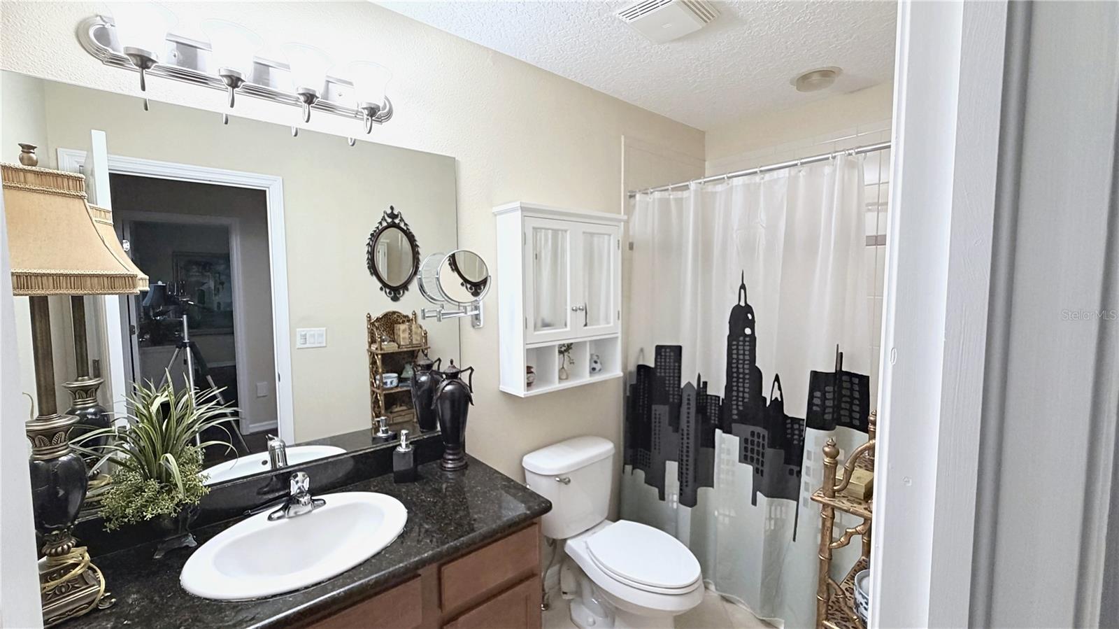 Bathroom 2nd floor