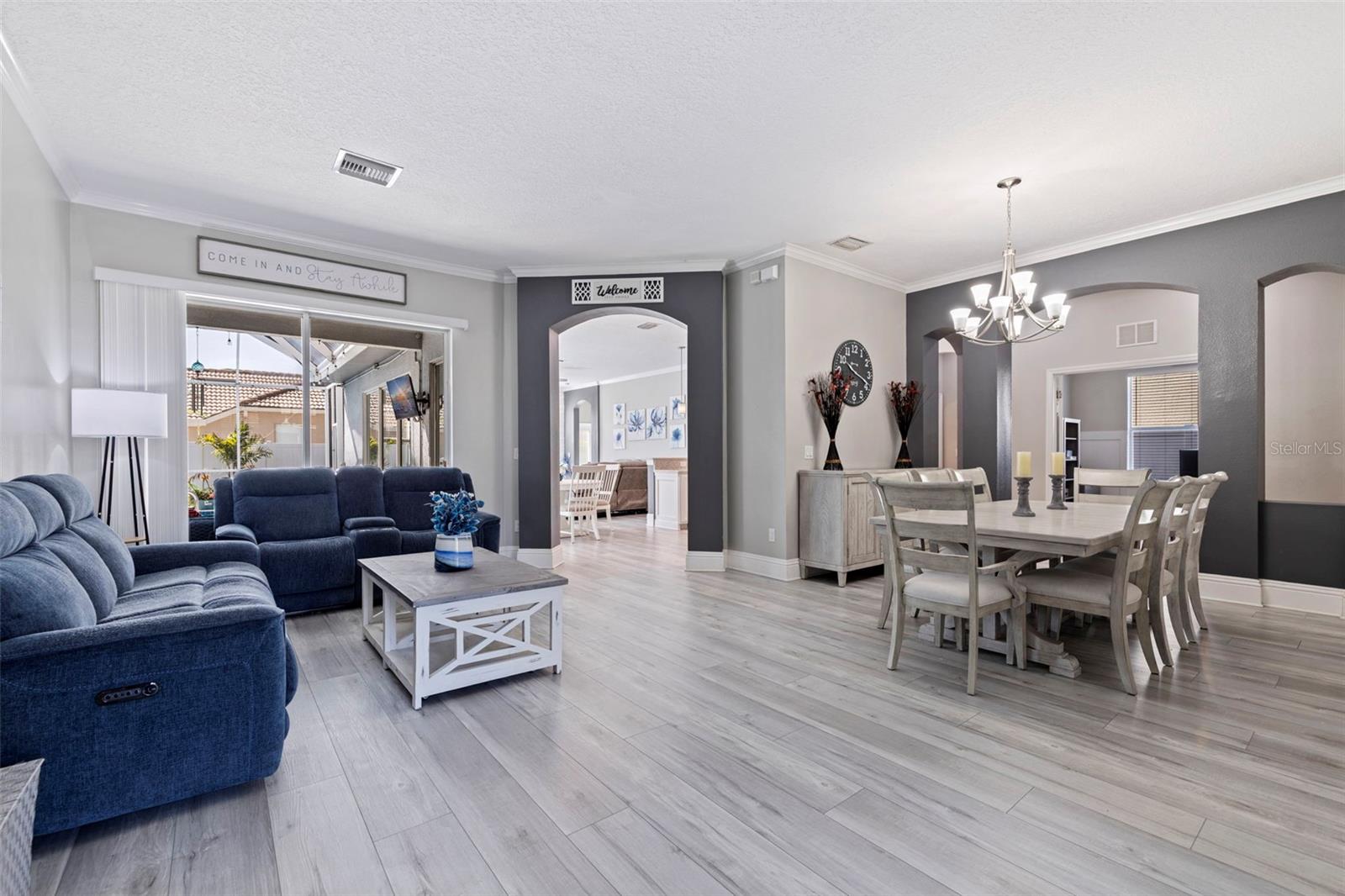 Formal Living & Dining