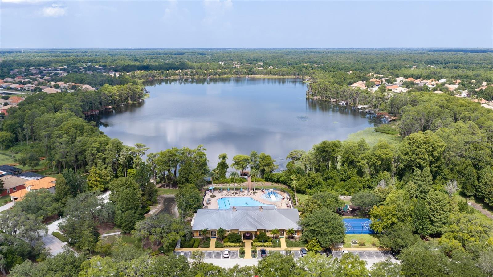 Club House on West Moon Lake