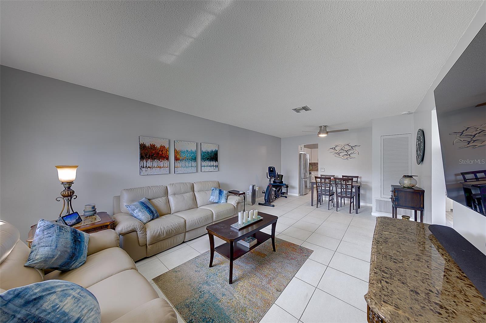 TB8527532
