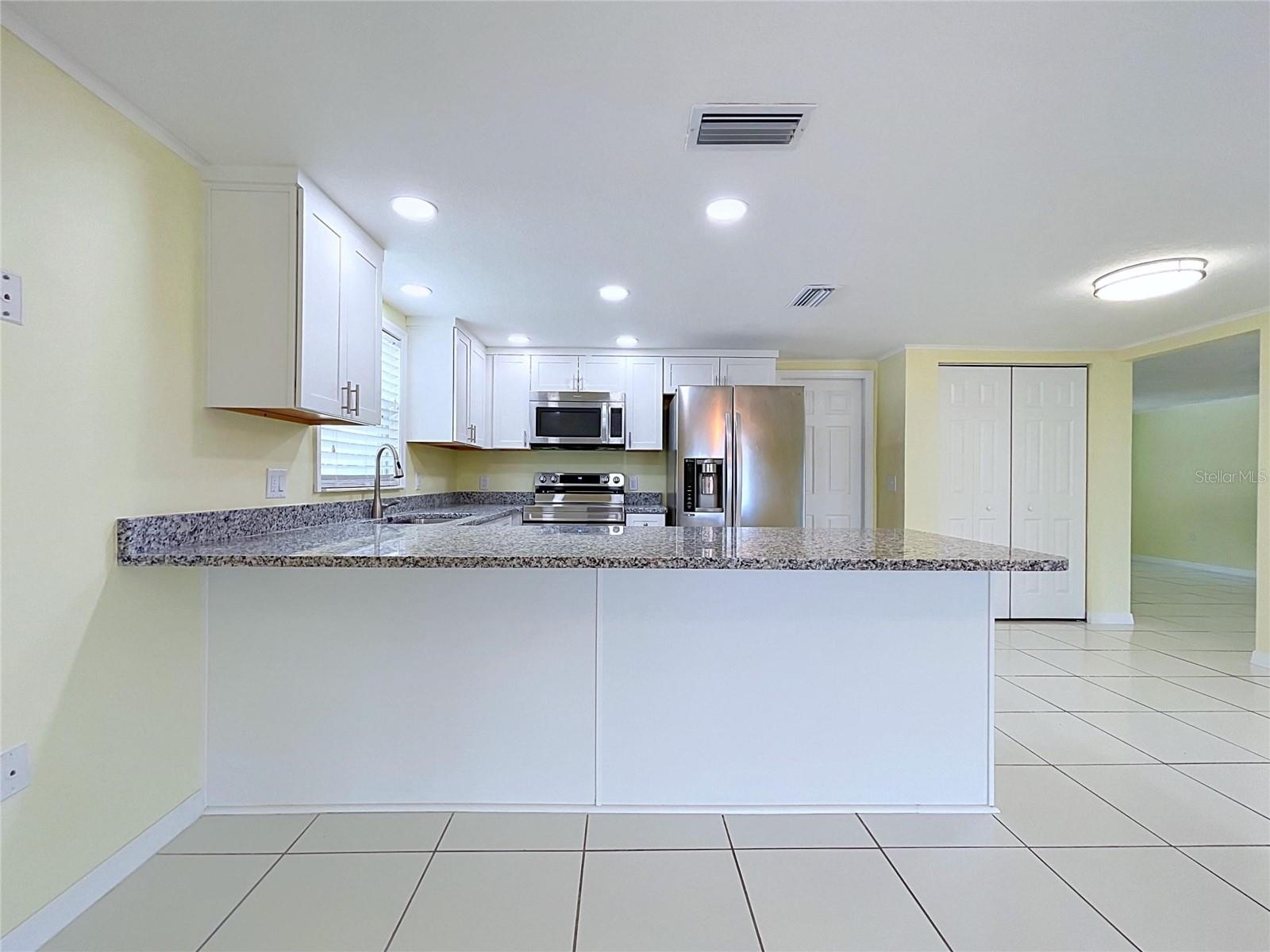 Brand new kitchen with all stainless appliances
