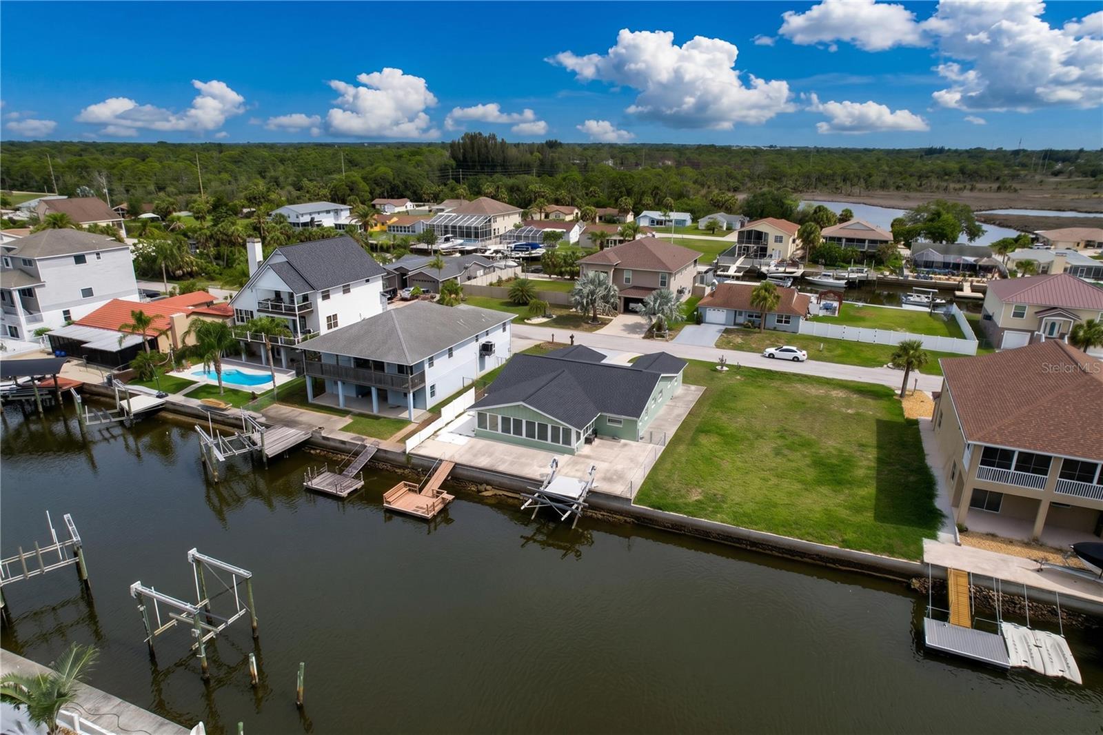 60' of waterfront