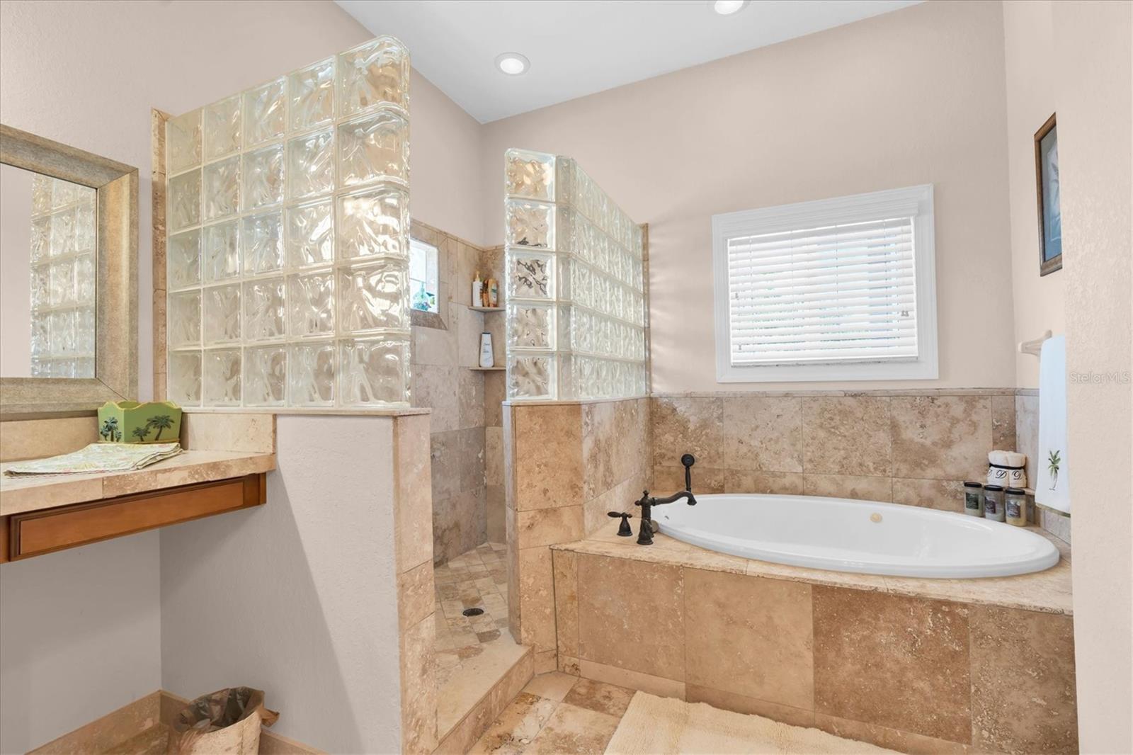 Primary bath