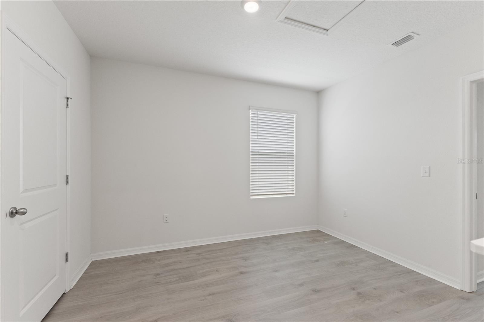 Loft - Upstairs