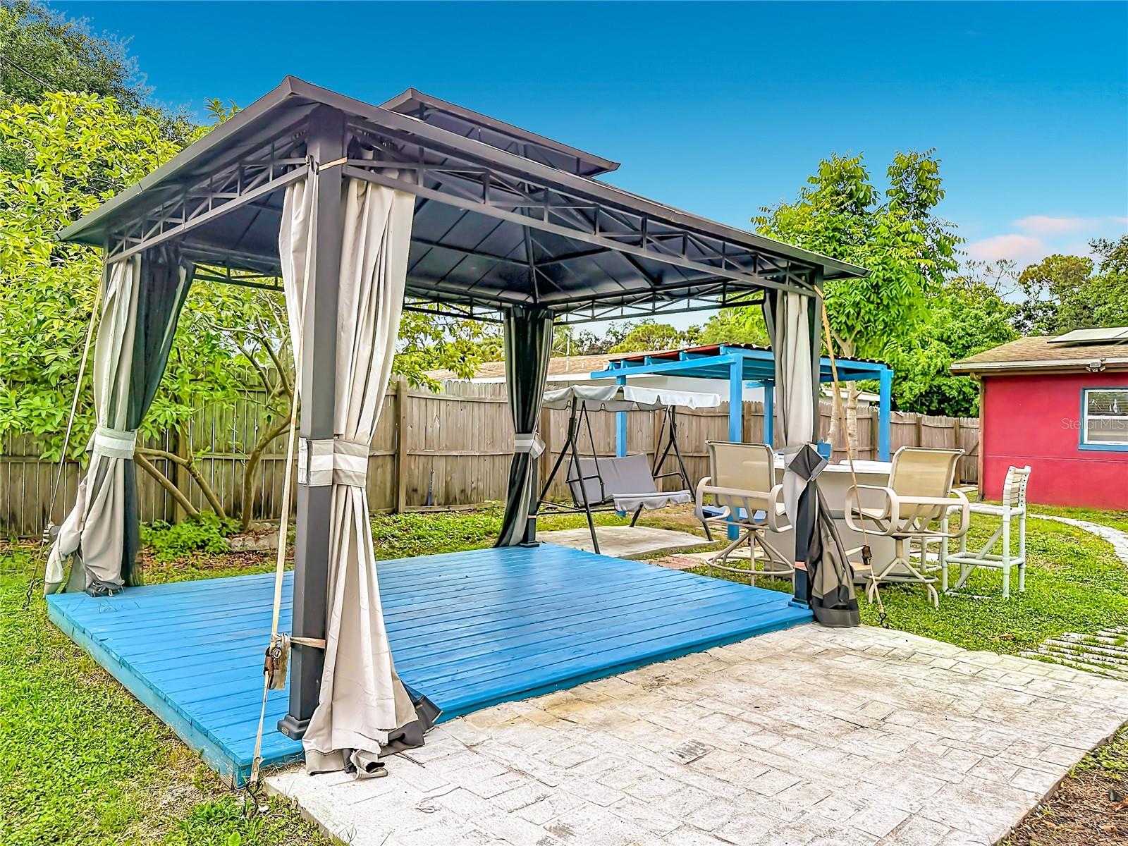TB8527754