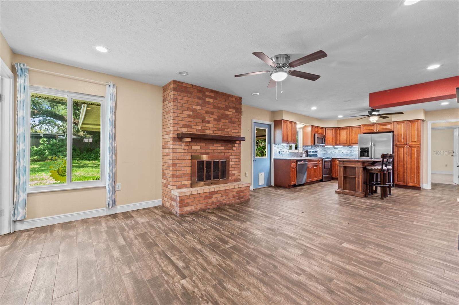 Dining room with fireplace