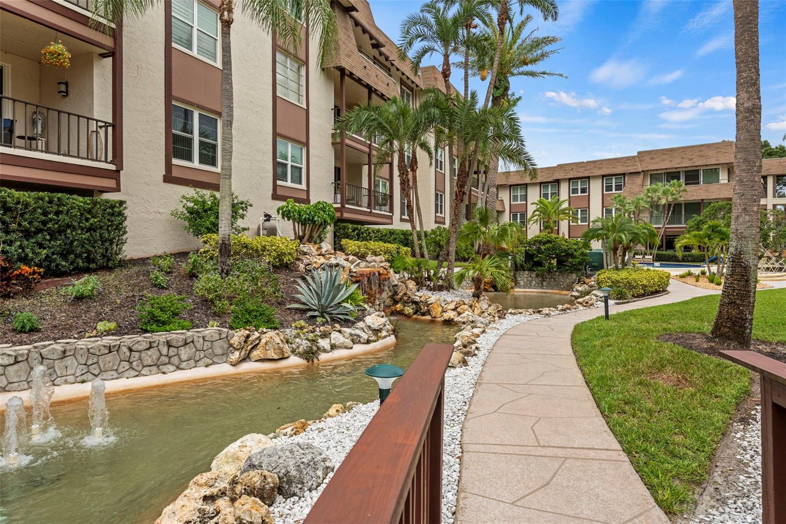 Resort style Courtyard