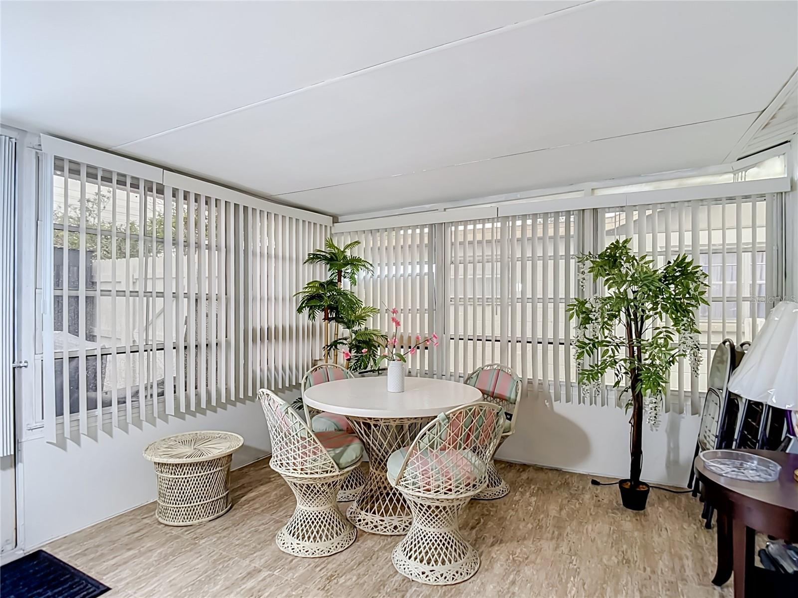 newer windows in Florida room/Lanai