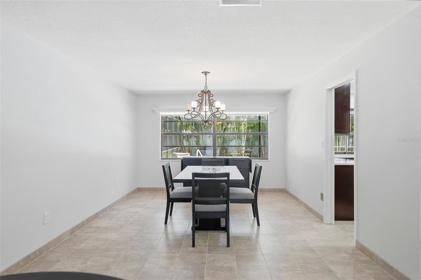 Formal Dining