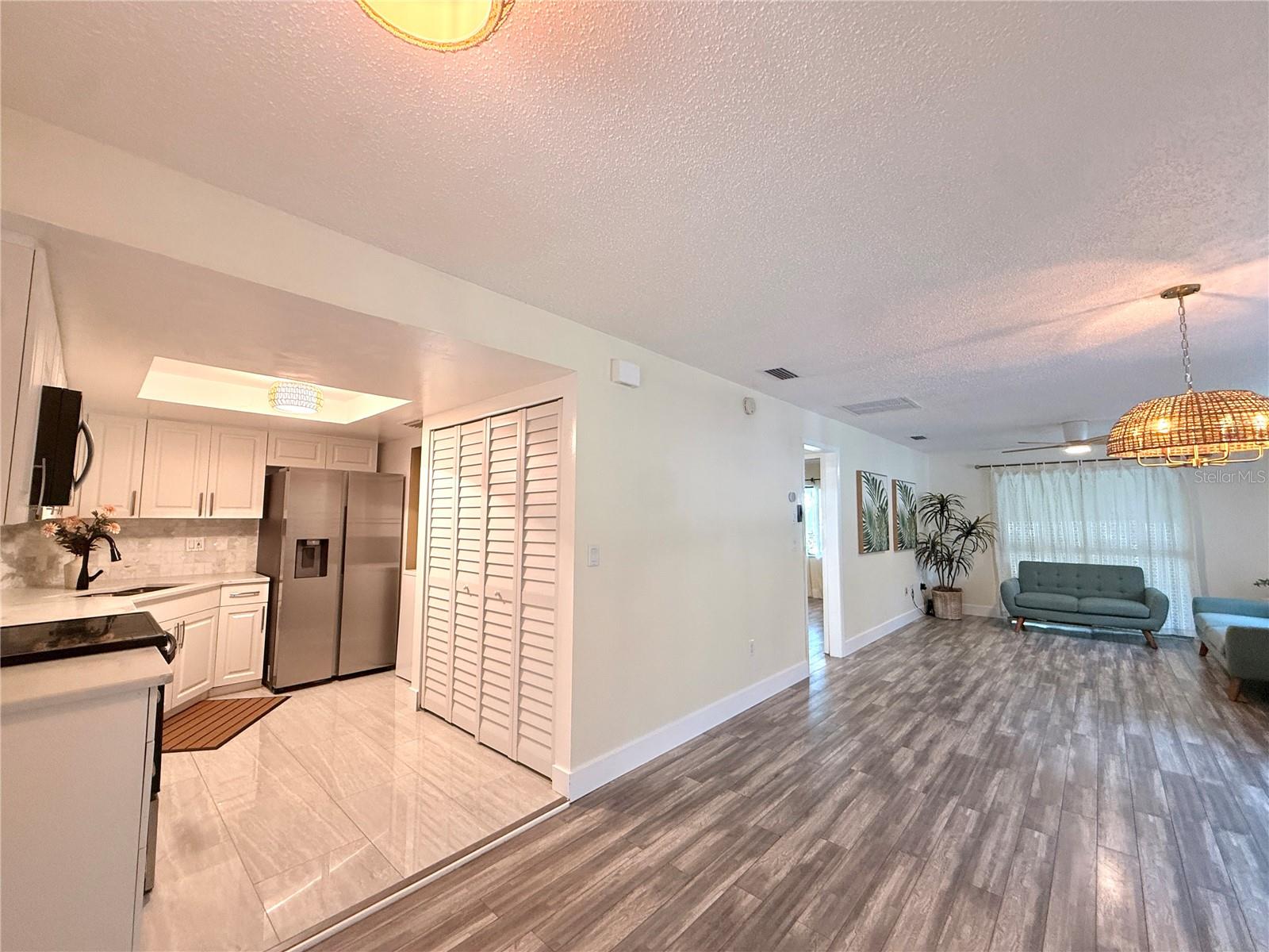 Kitchen/Dining/Living room combo