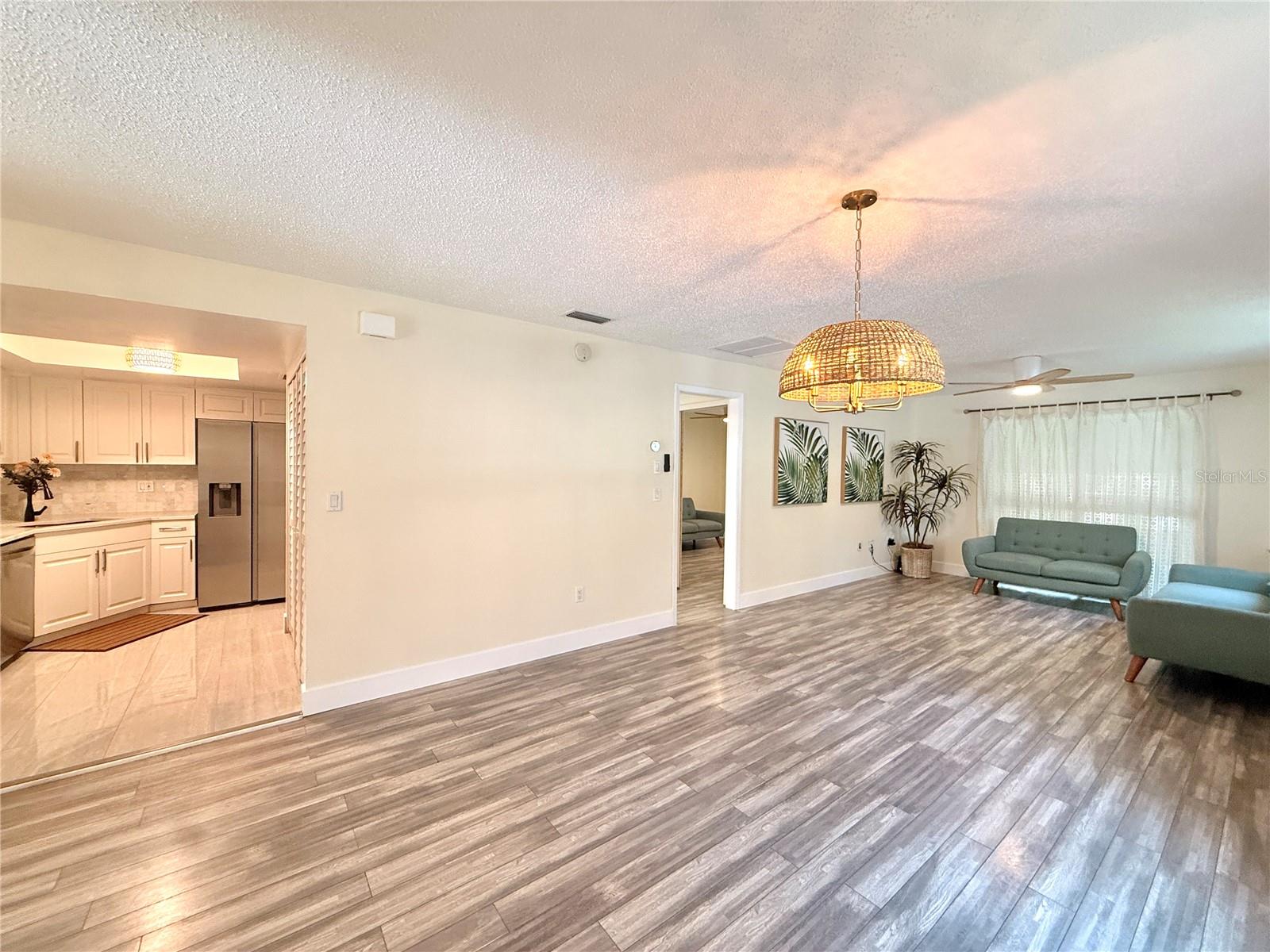 Kitchen/Dining/Living room combo