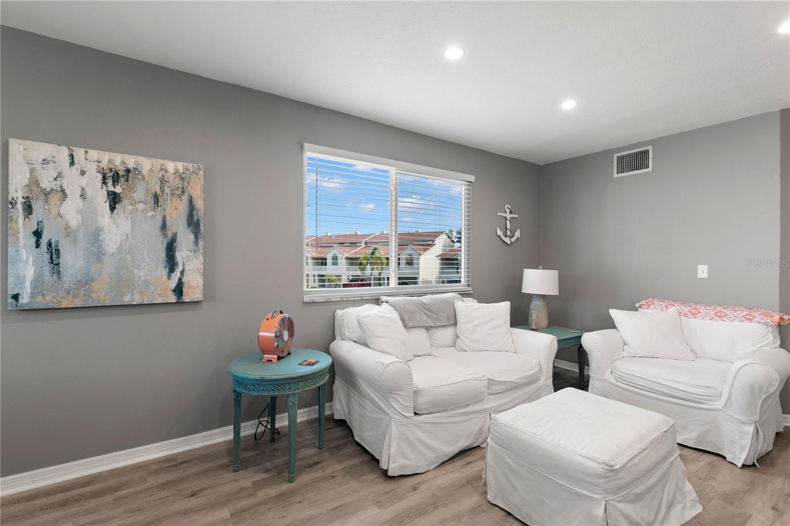2nd Level-Living Room/Kitchen/Dining Room Combo
