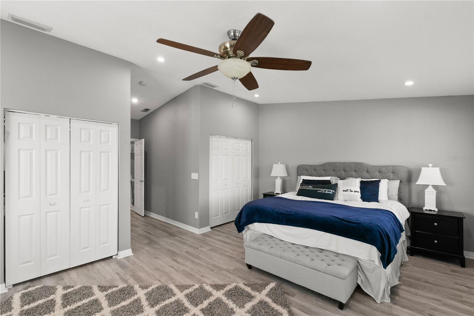 3rd Level-Master/Ensuite w/a view