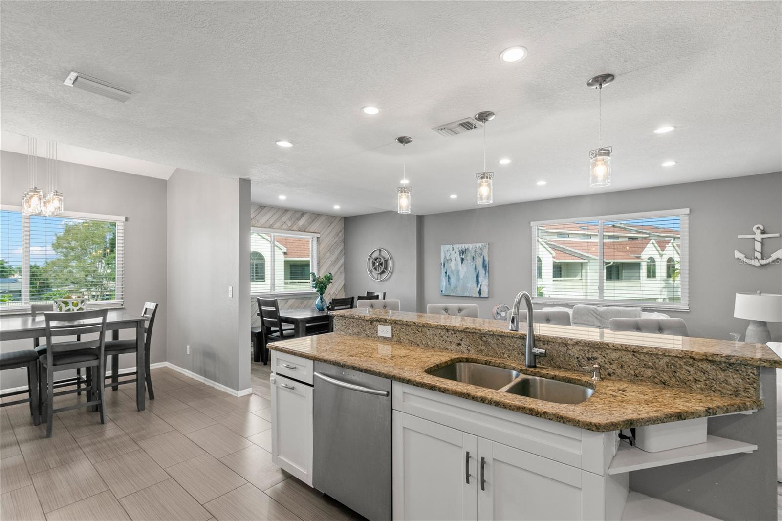 2nd Level-Living Room/Kitchen/Dining Room Combo