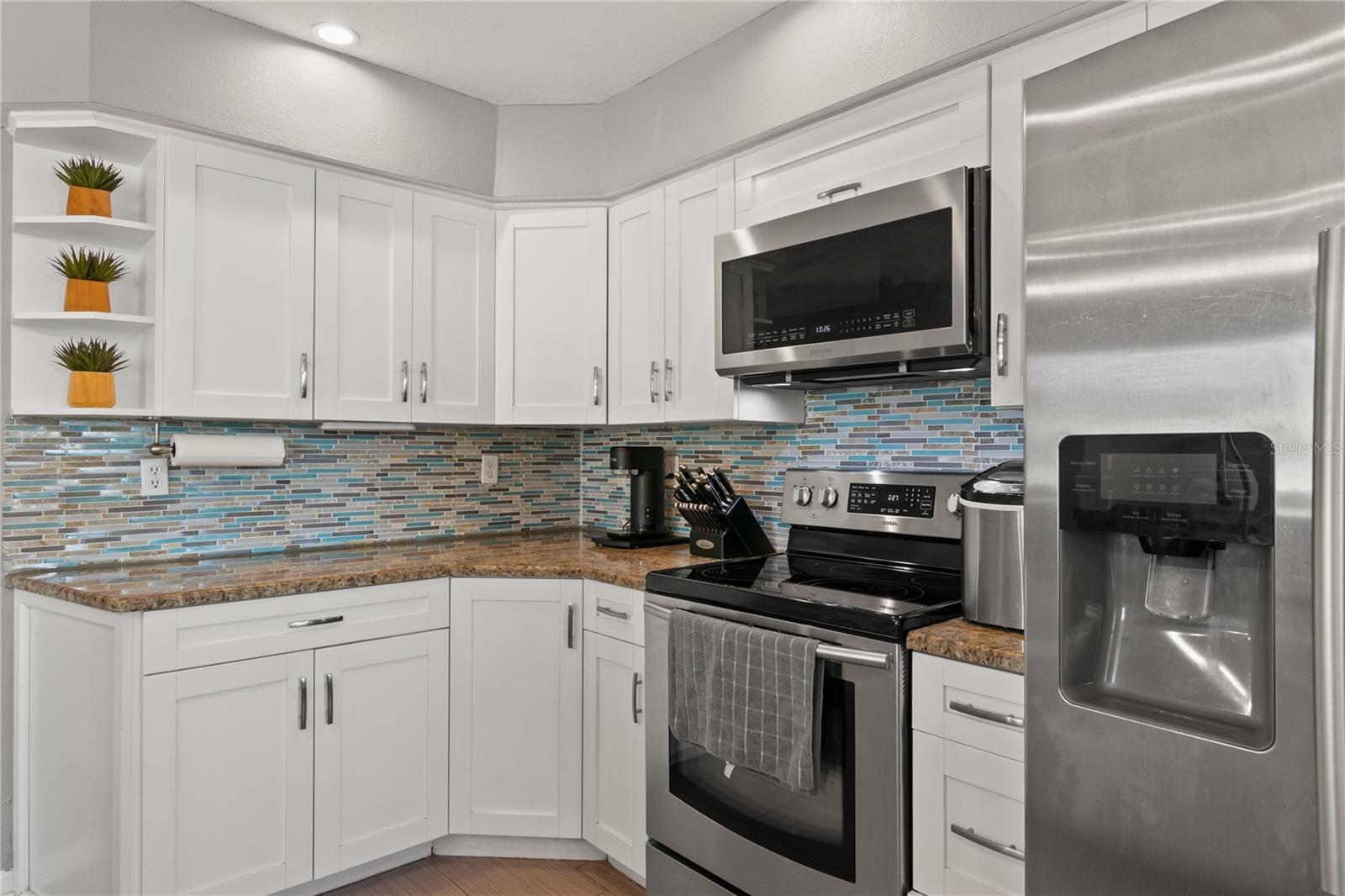 2nd Level-Living Room/Kitchen/Dining Room Combo