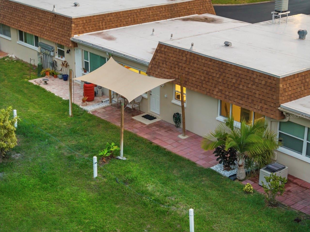 OVERED BACK PATIO & YARD