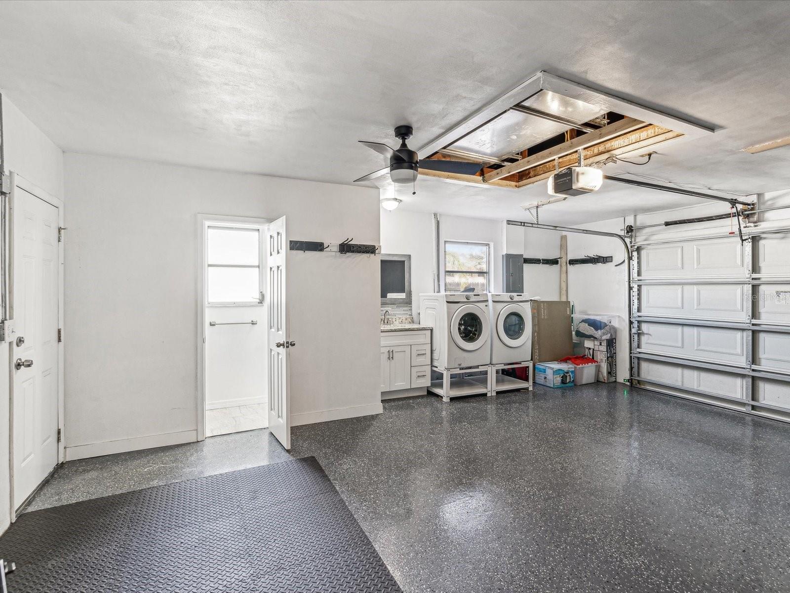 Single car garage