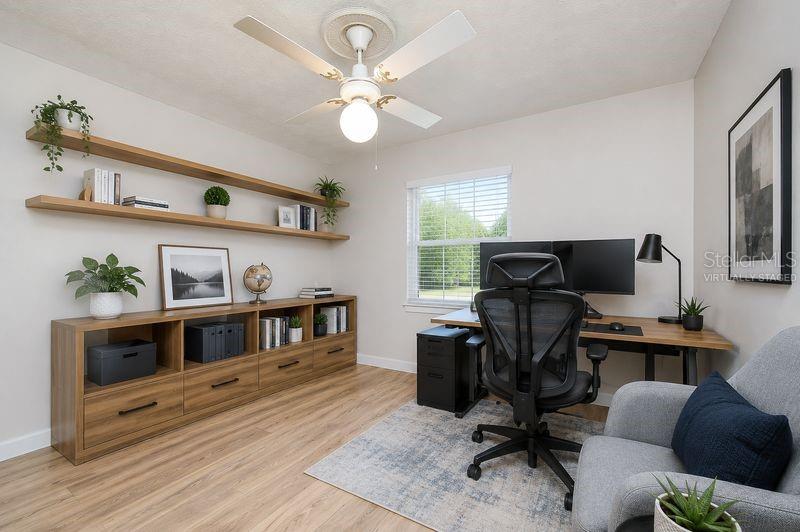office is virtually staged