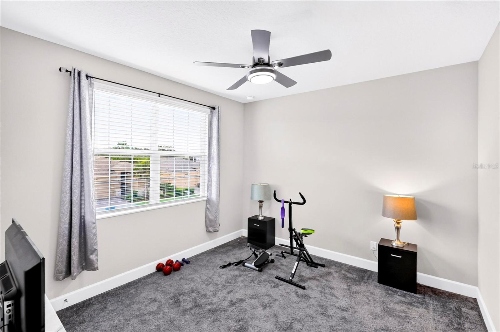 TB8528123