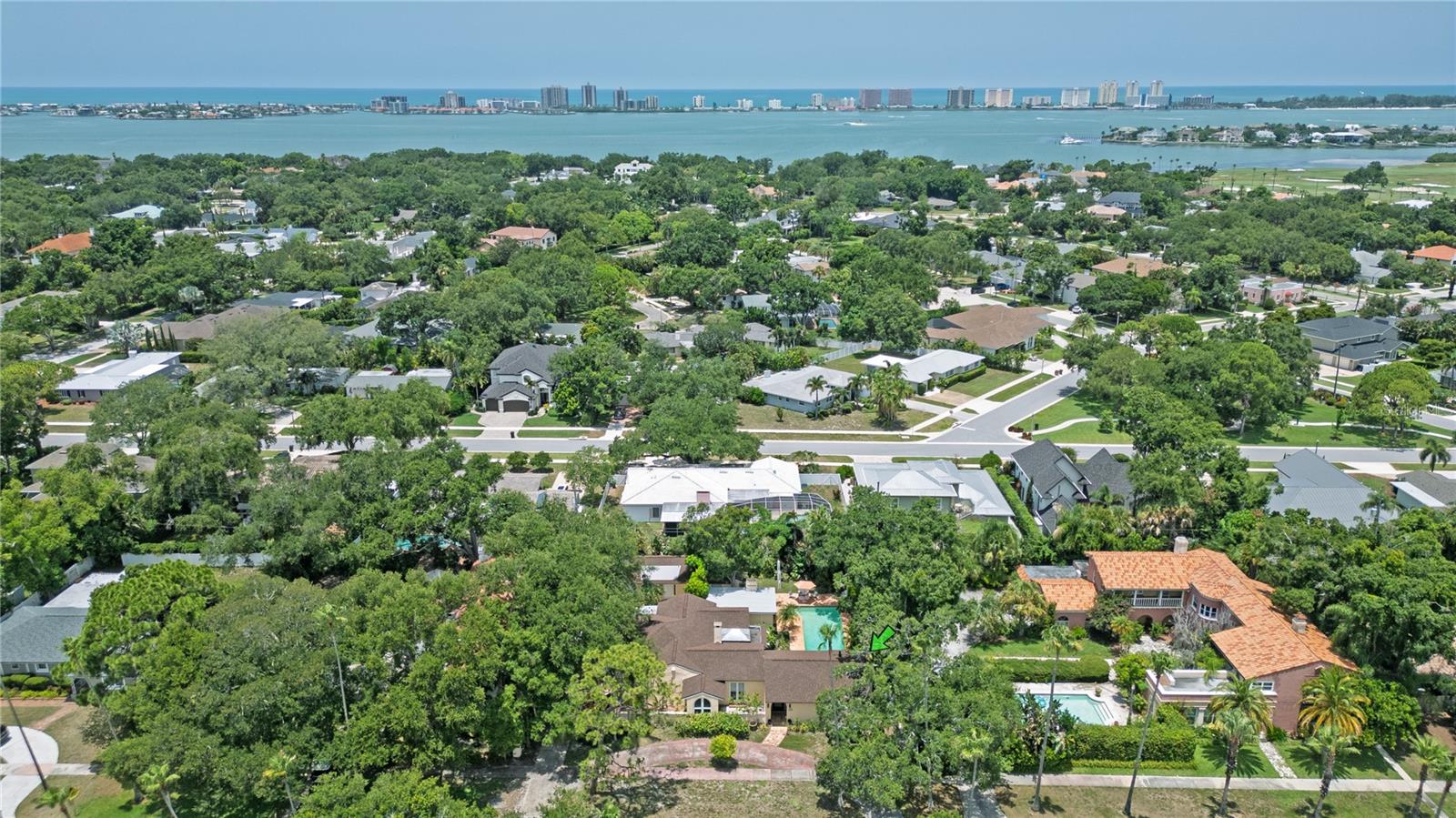 Aerial Proximity to water (No Flood Zone)