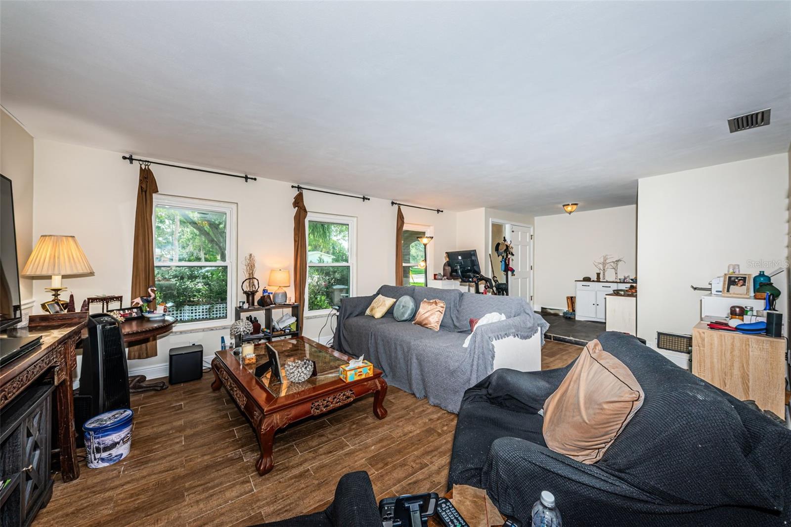 Multiple windows let in plenty of light