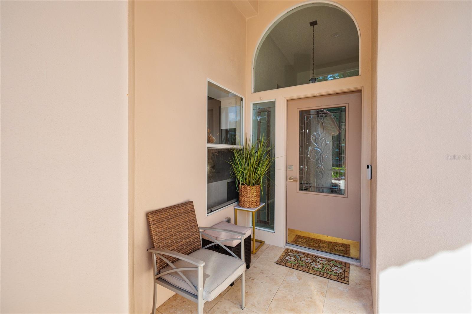 Screened in front porch