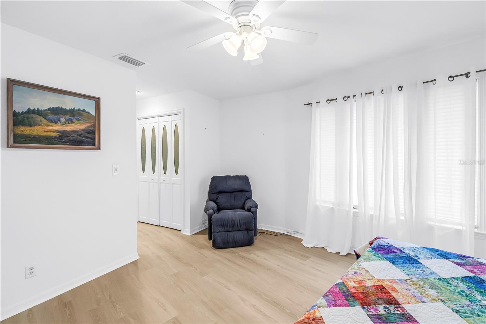 Bedroom 4 / office with closet