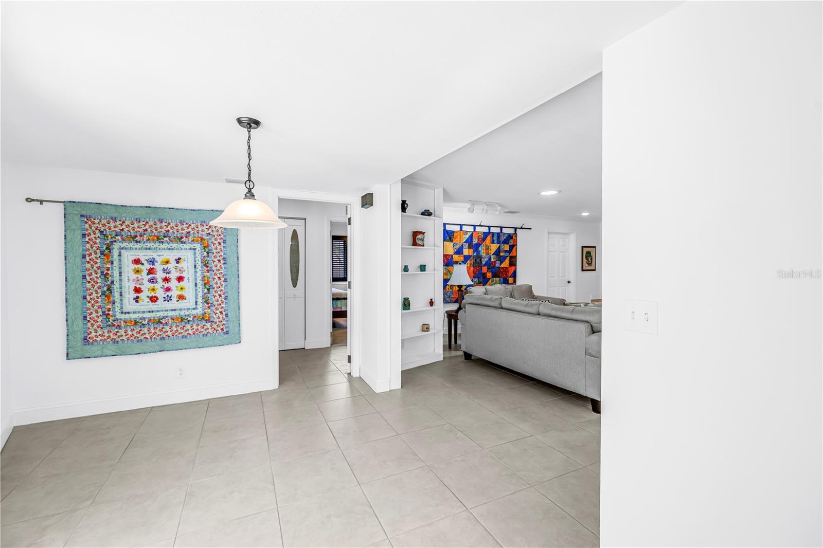 Breakfast nook off kitchen & family room