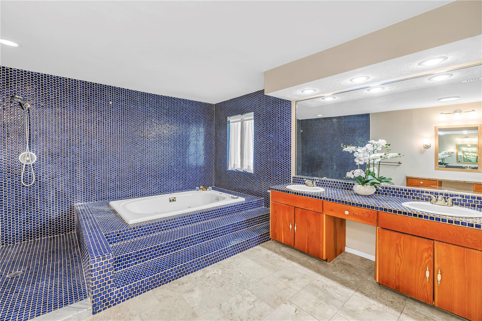 Main bathroom
