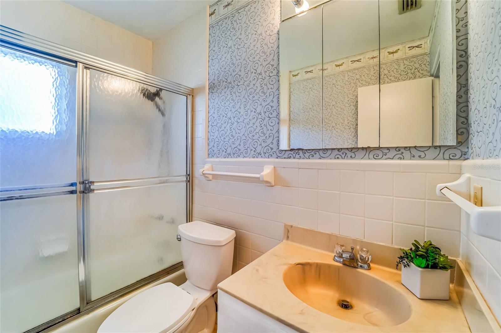 Guest bath