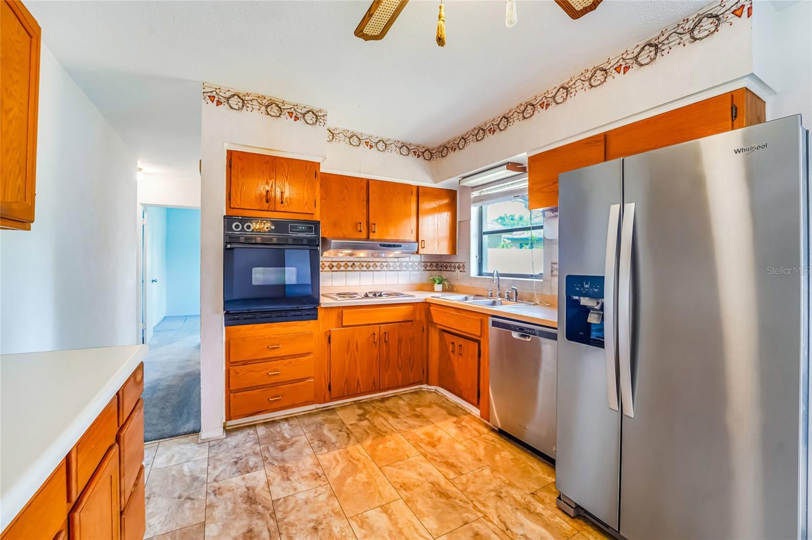 Oven is convenient Height!