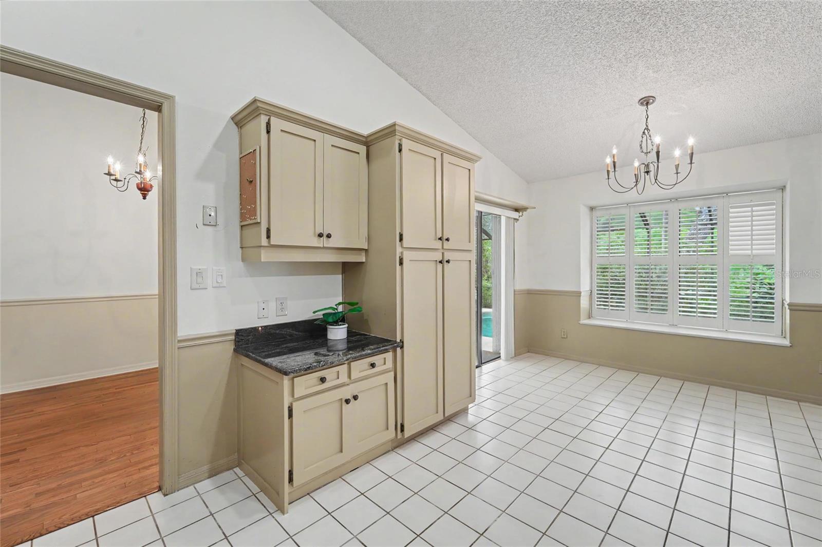 Dining room off kitchen