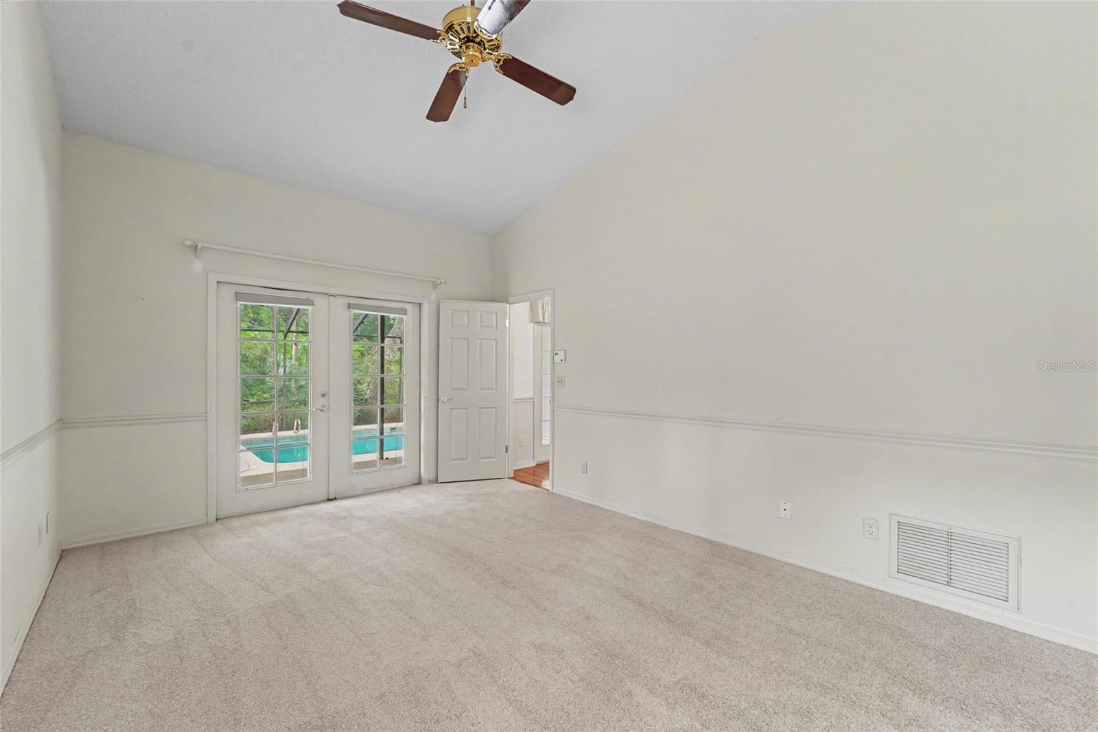 Vaulted ceilings in primary
