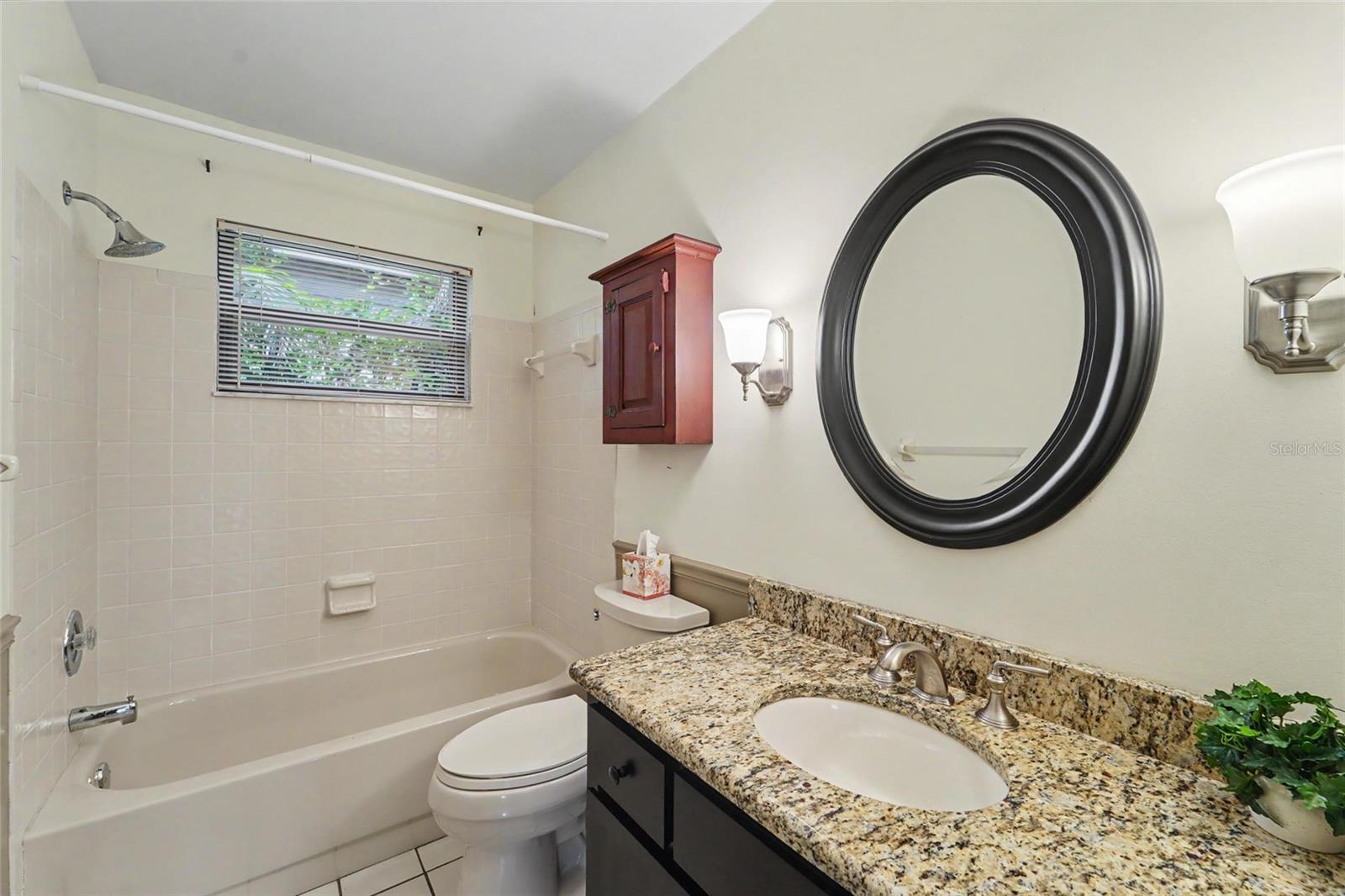 Guest bath with granite