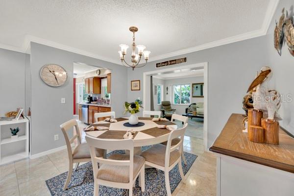 DININGROOM VIEW