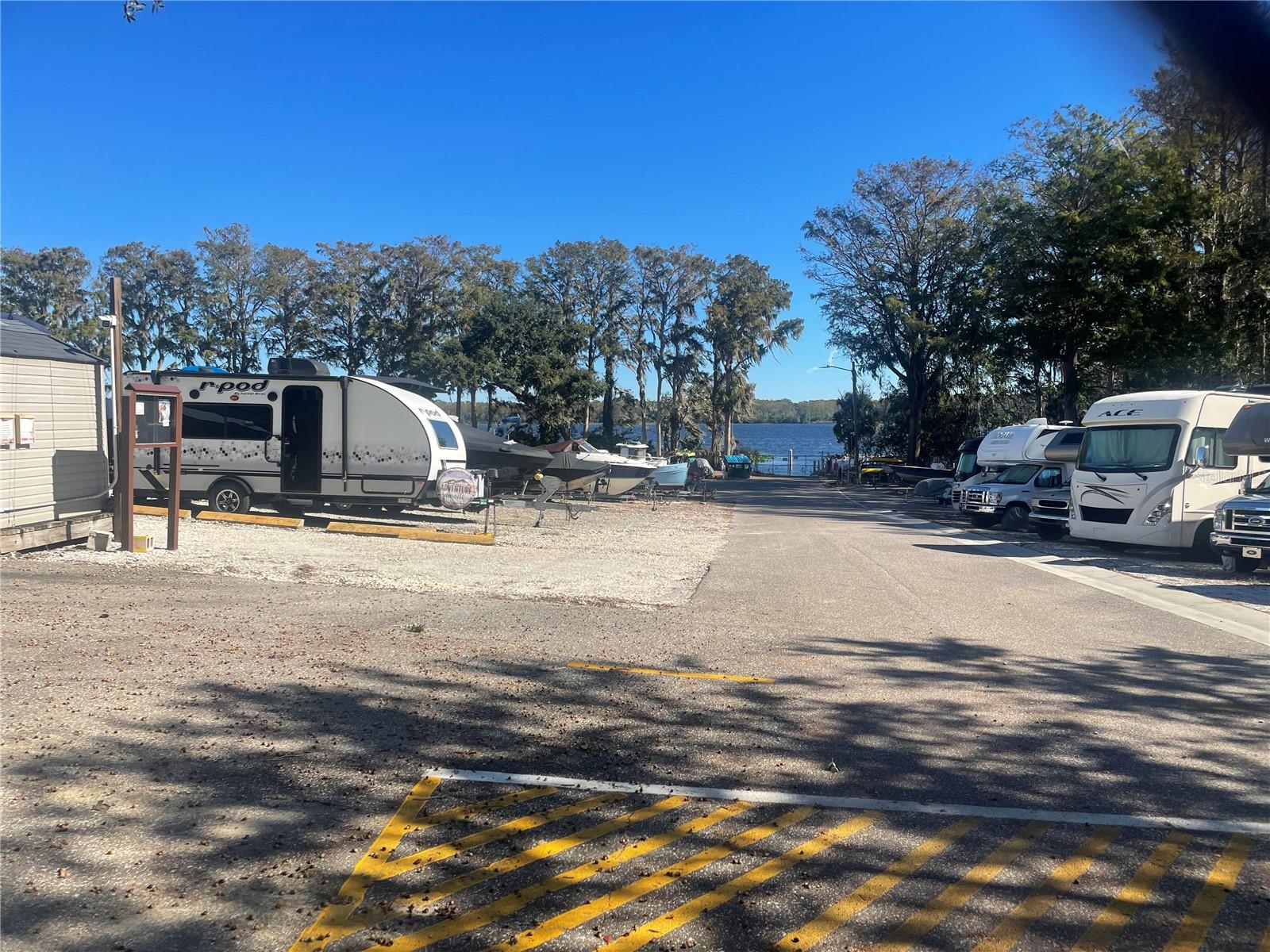HL BOAT & RV PARK