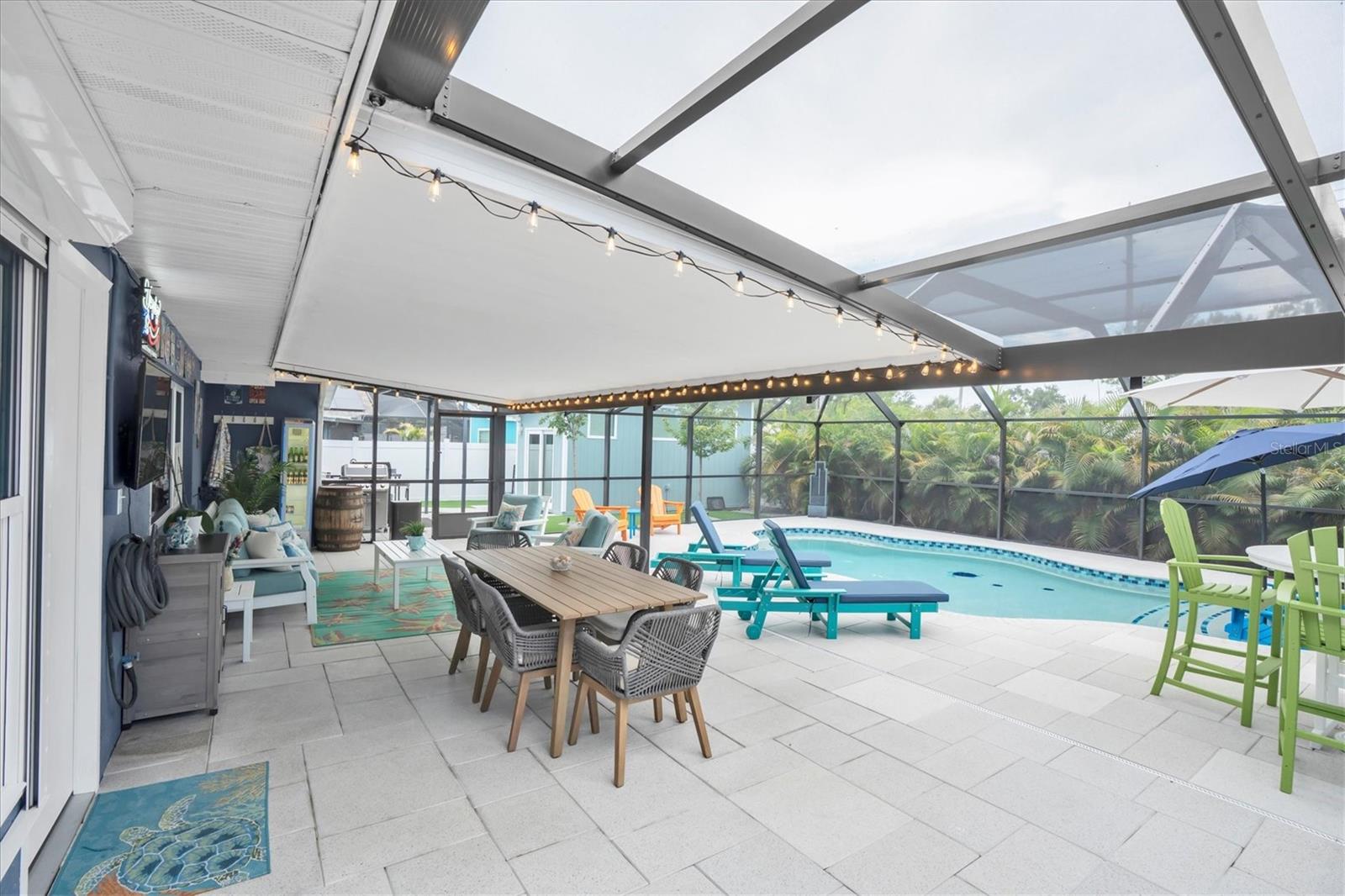 COVERED POOL AREA!