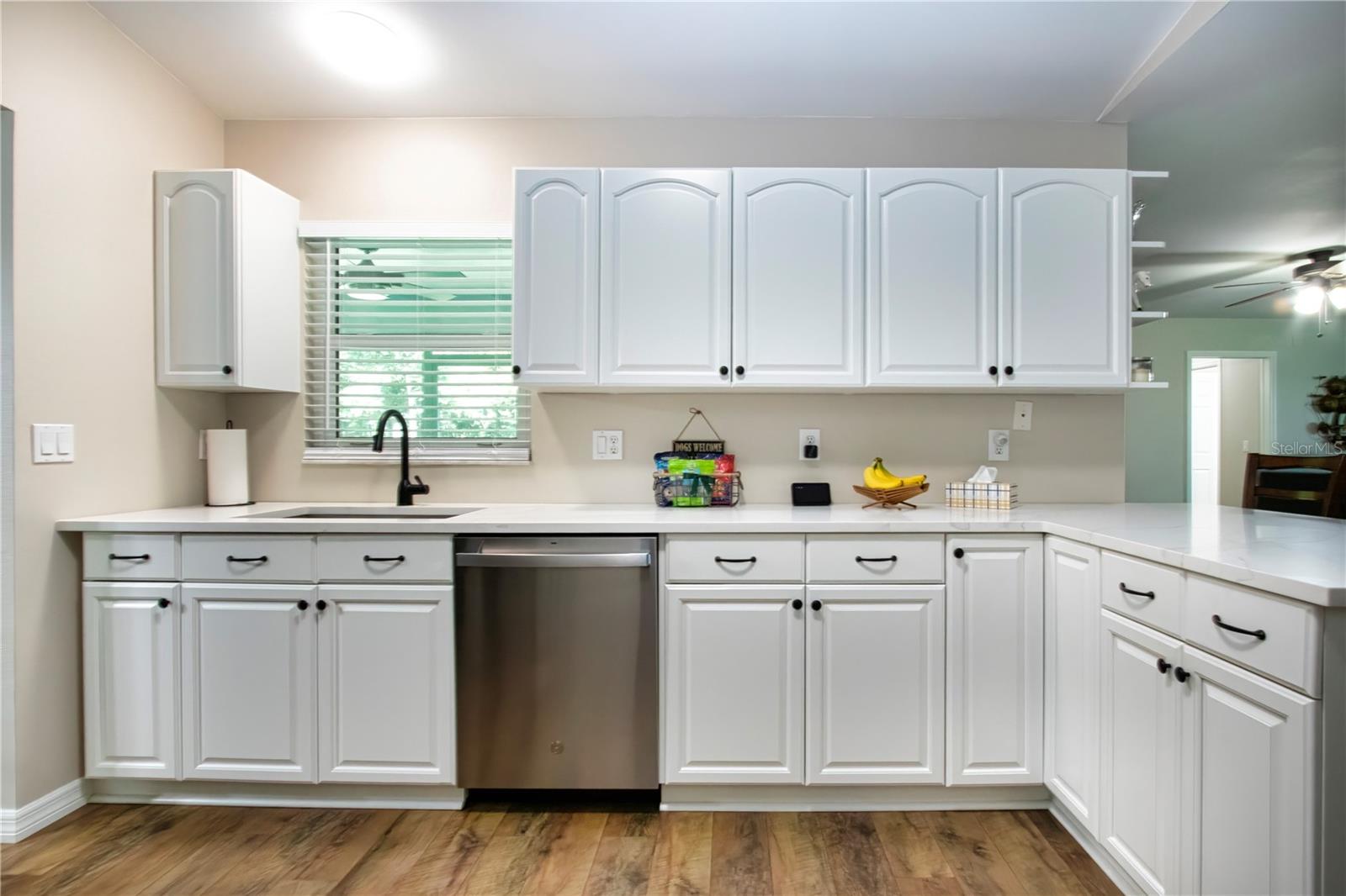 plenty of counter space