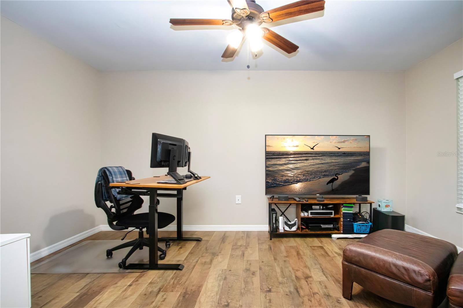 Private office in owners suite