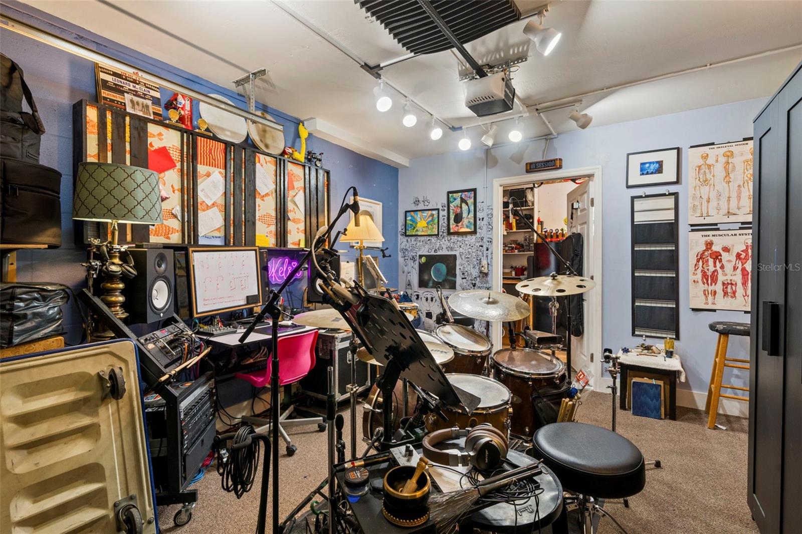 Bonus space or garage