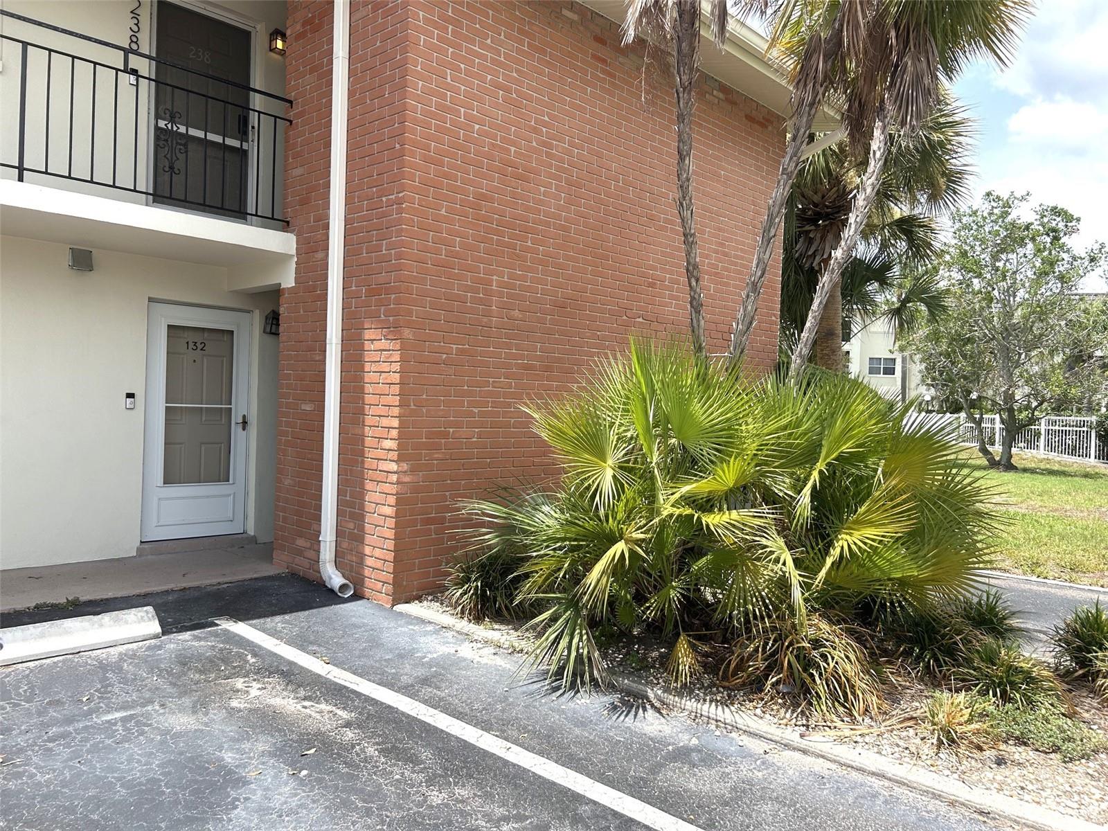Front entry re #132