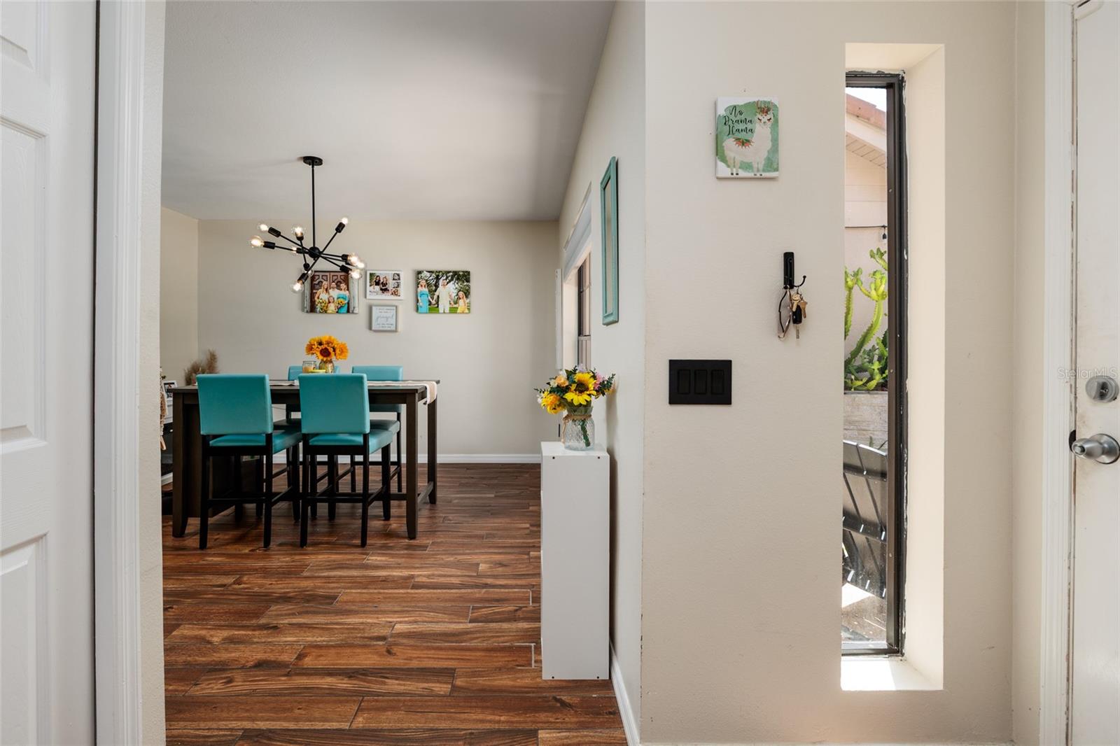 dining room viewed from kitchen