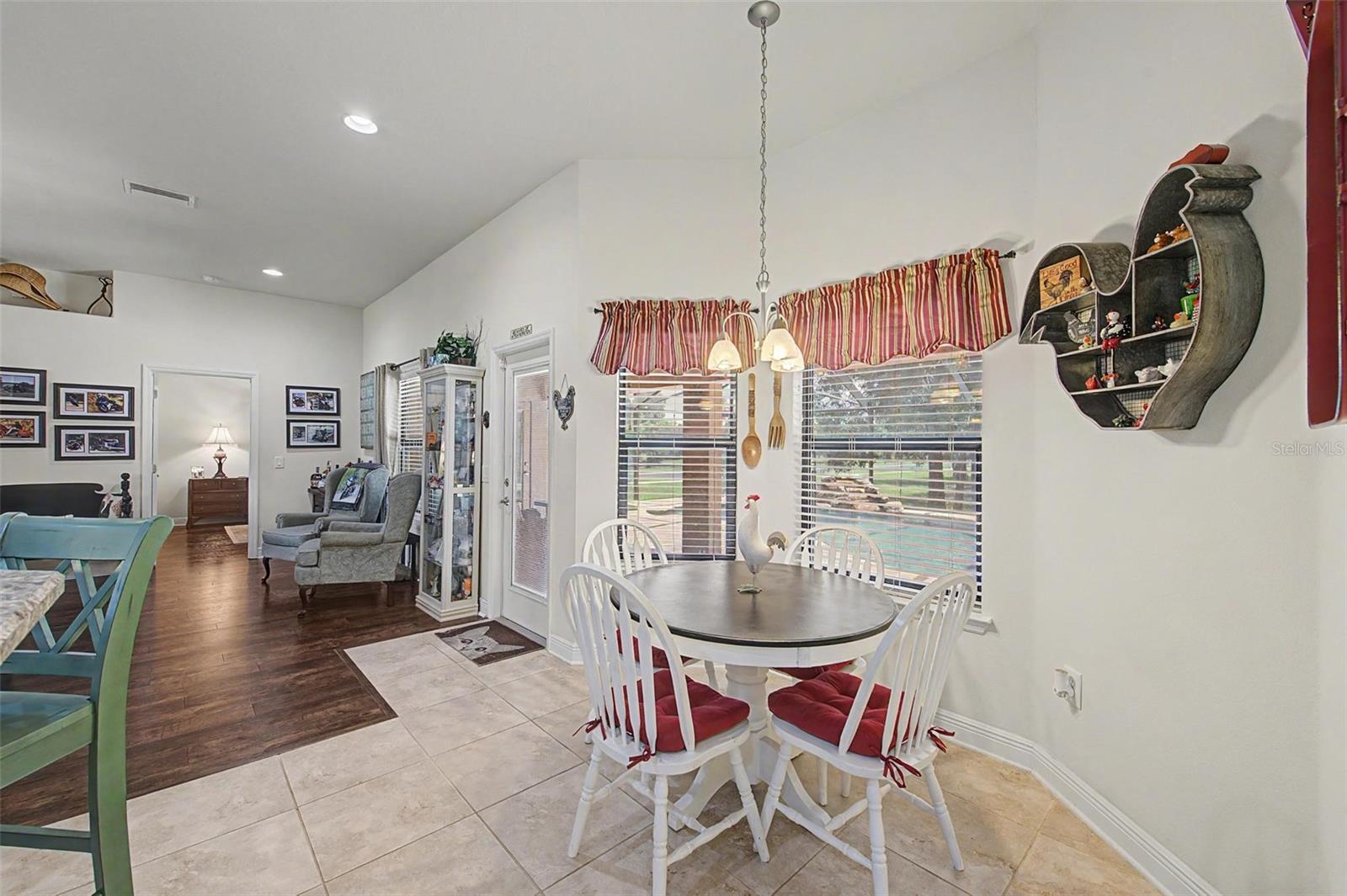 Eat-In Kitchen Space