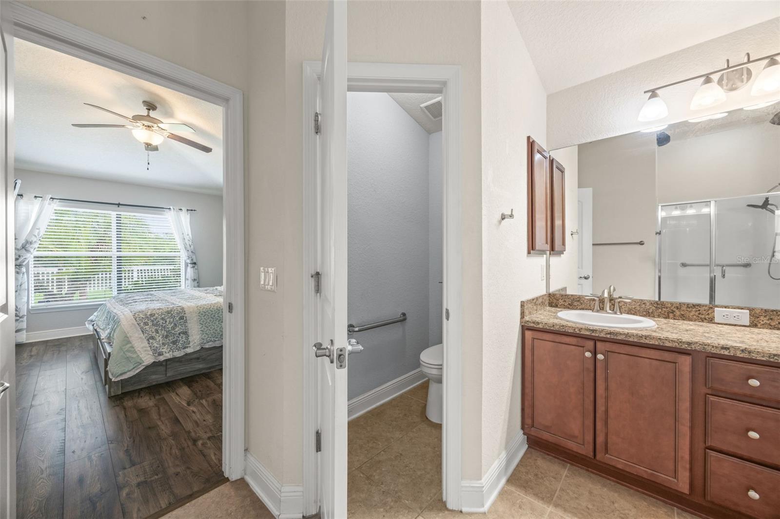 Ensuite bathroom
