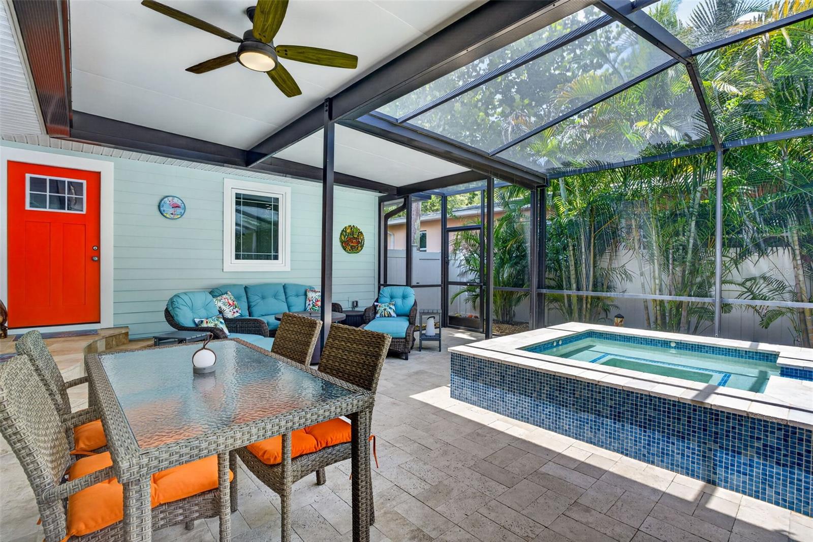 Pool Spa Living