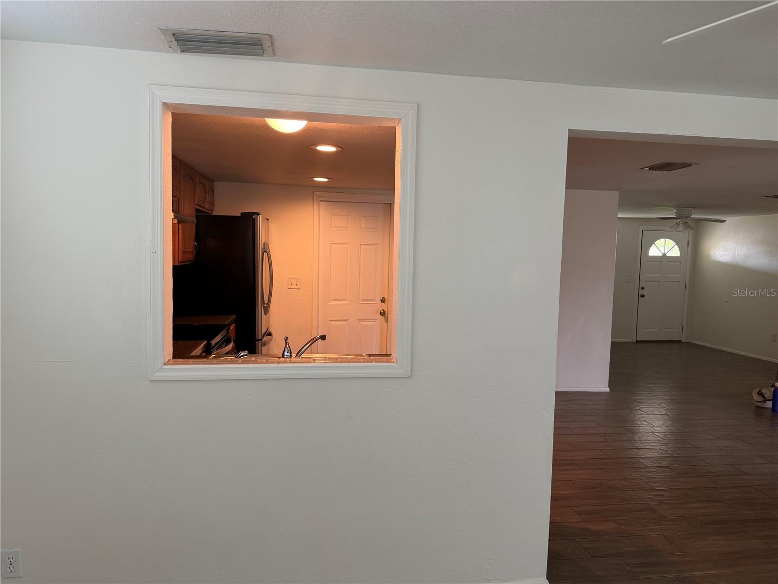 Pass Thru into kitchen